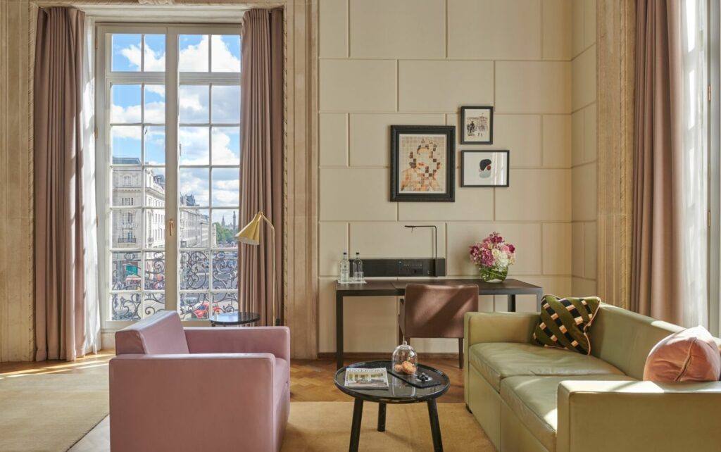 Hotel-Cafe-Royal-Westminster-Suite-Restyled-1-min