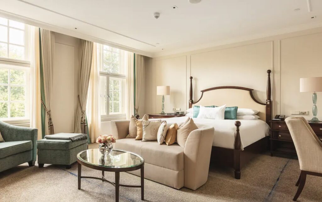 brentano-suite-2-min