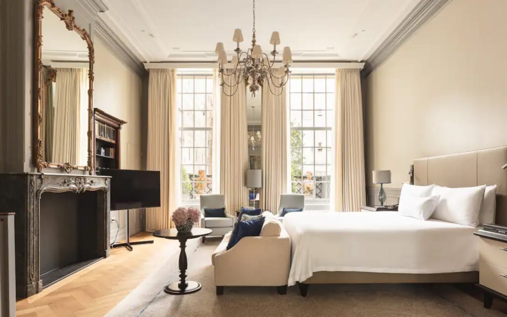 van-loon-suite-3-min