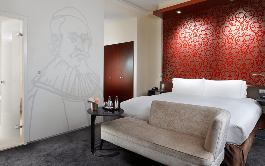 room2_sofitel-amsterdam-min