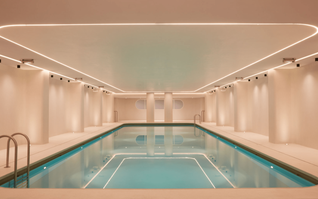 swimmingpool_so-hotel-paris-min